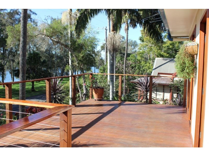 12 South Tacoma Road, Tacoma South NSW 2259