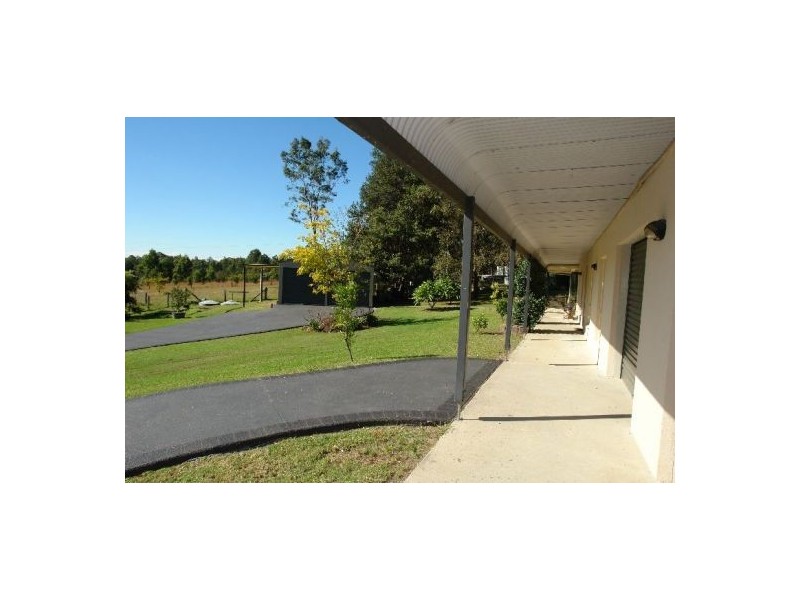 36 Holloway Drive, Jilliby NSW 2259