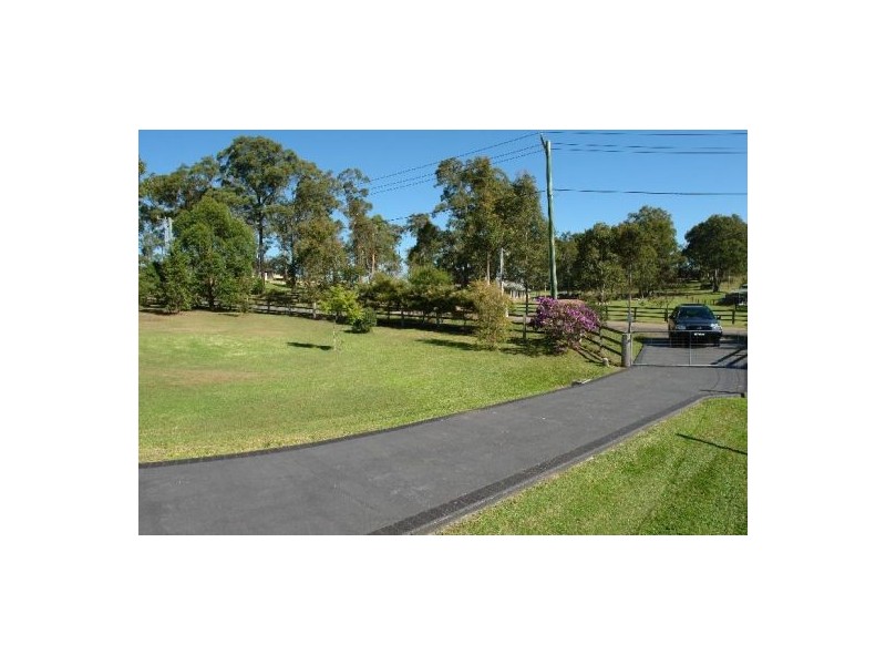 36 Holloway Drive, Jilliby NSW 2259