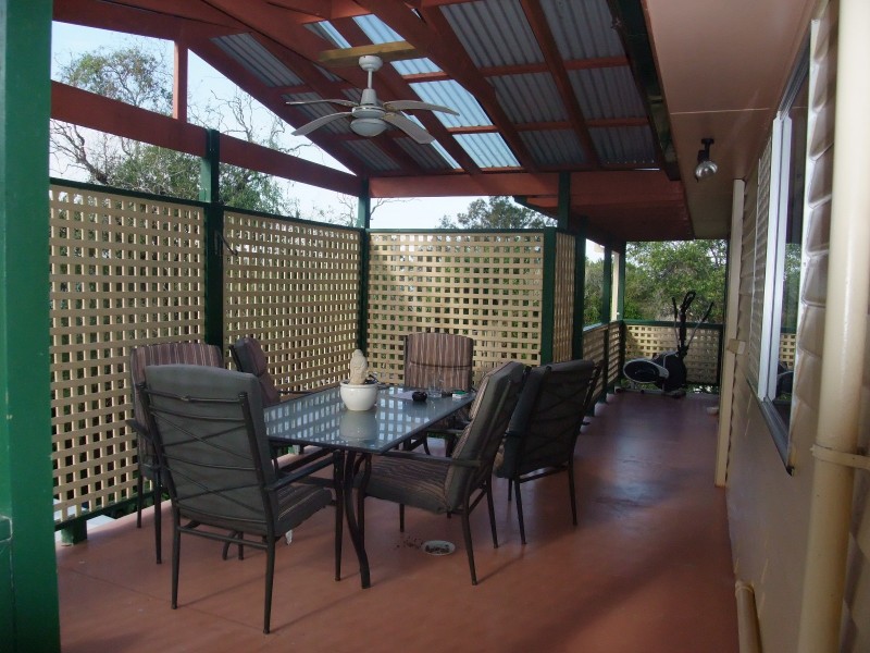 1 Manuka Parade, Gorokan NSW 2263