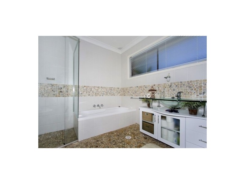 183 Pollock Ave, Wyong NSW 2259