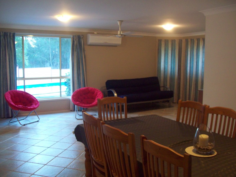 17 Derwent Drive, Lake Haven NSW 2263