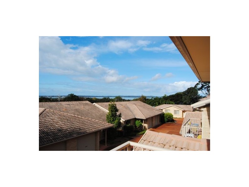 16/2-10 Ruby Street, Gorokan NSW 2263