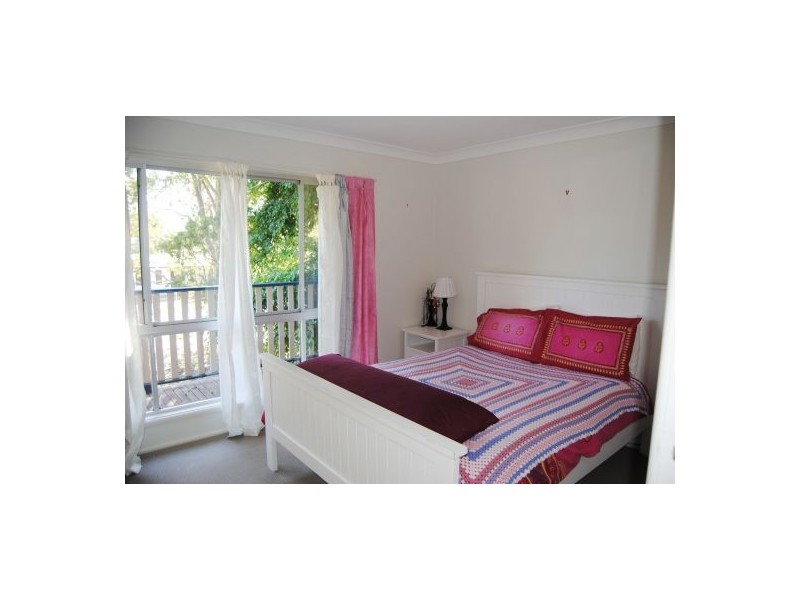 24 Moala Parade, Charmhaven NSW 2263