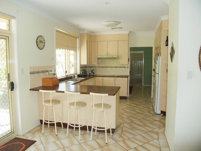 225 Johns Road, Tacoma NSW 2259