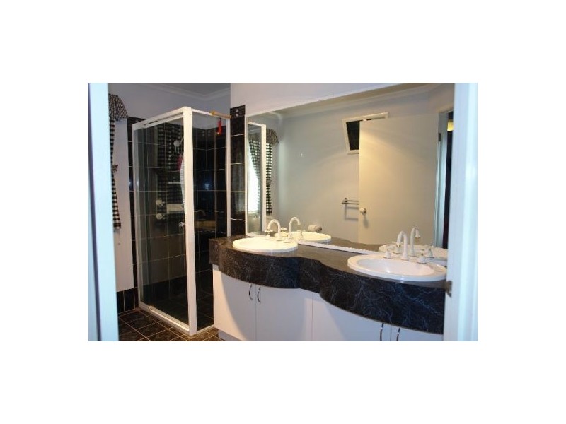 1 Mountain Ash Road, Hamlyn Terrace NSW 2259