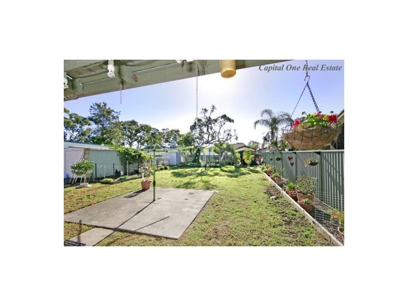 25 Danbury Avenue, Gorokan NSW 2263
