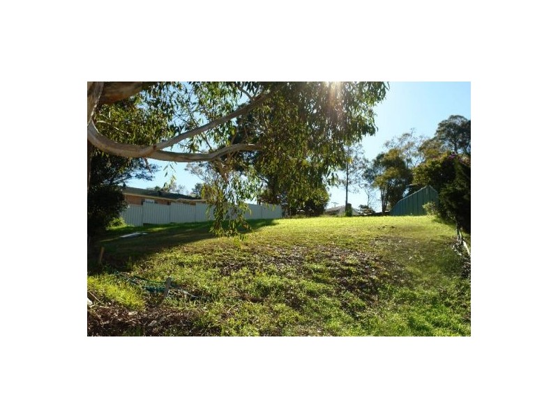 4 Manor Close, Wyong NSW 2259