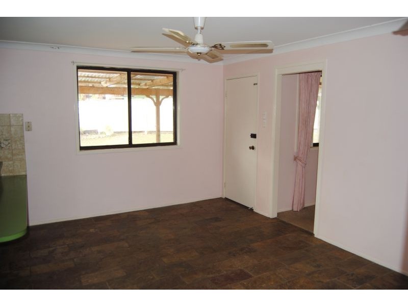 6 Hillsdale Close, Gorokan NSW 2263