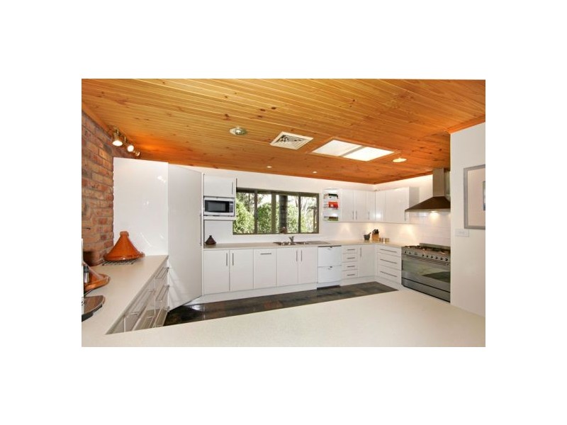 9 Yarramalong Road, Wyong Creek NSW 2259