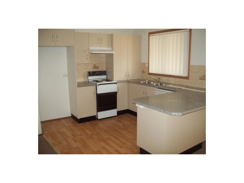 8  Suffolk Street, Gorokan NSW 2263