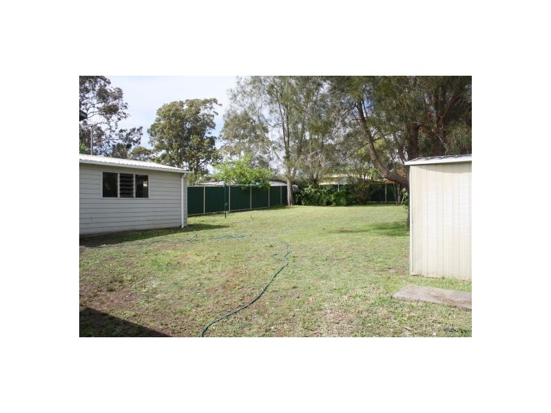 4 Monash Avenue, Kanwal NSW 2259