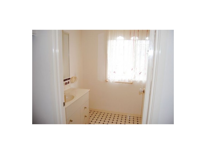 19 Bellwood Close, Tuggerah NSW 2259