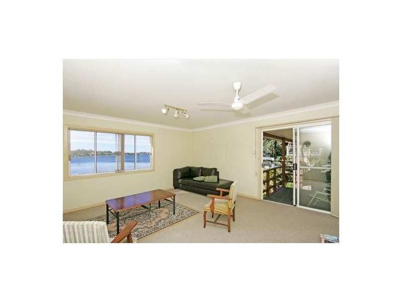 5 Brennon Road, Gorokan NSW 2263