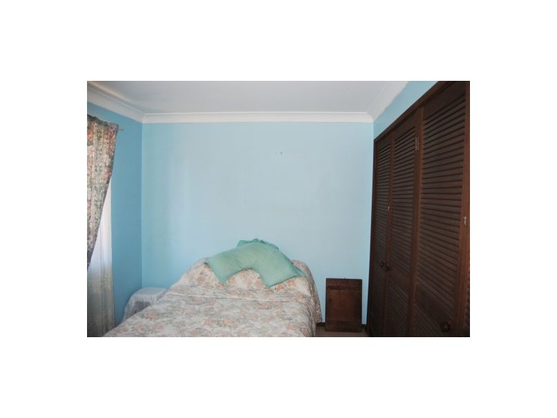 1 Windermere Avenue, Charmhaven NSW 2263