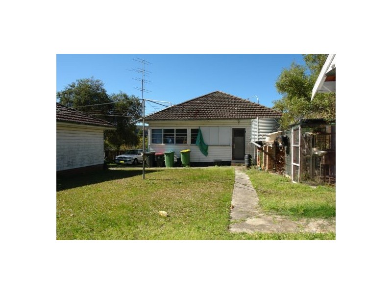 43 Pacific Highway, Ourimbah NSW 2258