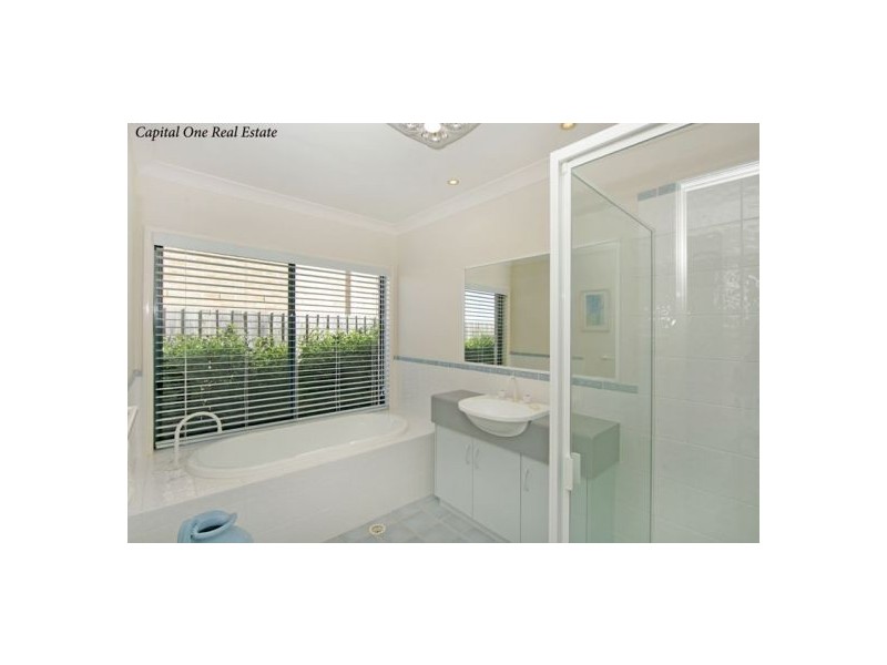 6 Coral Gum Close, Hamlyn Terrace NSW 2259