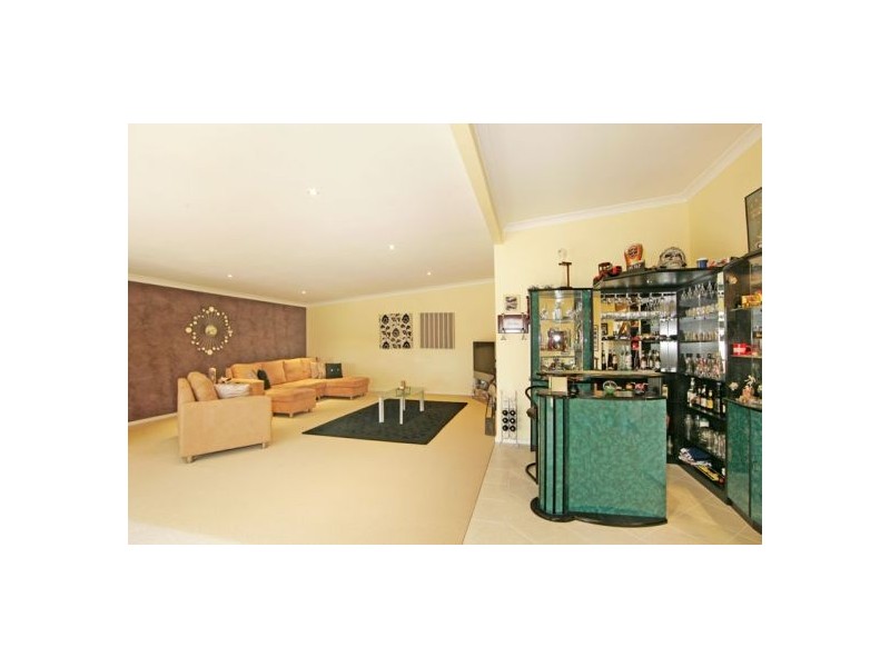 17 Buttonderry Way, Jilliby NSW 2259