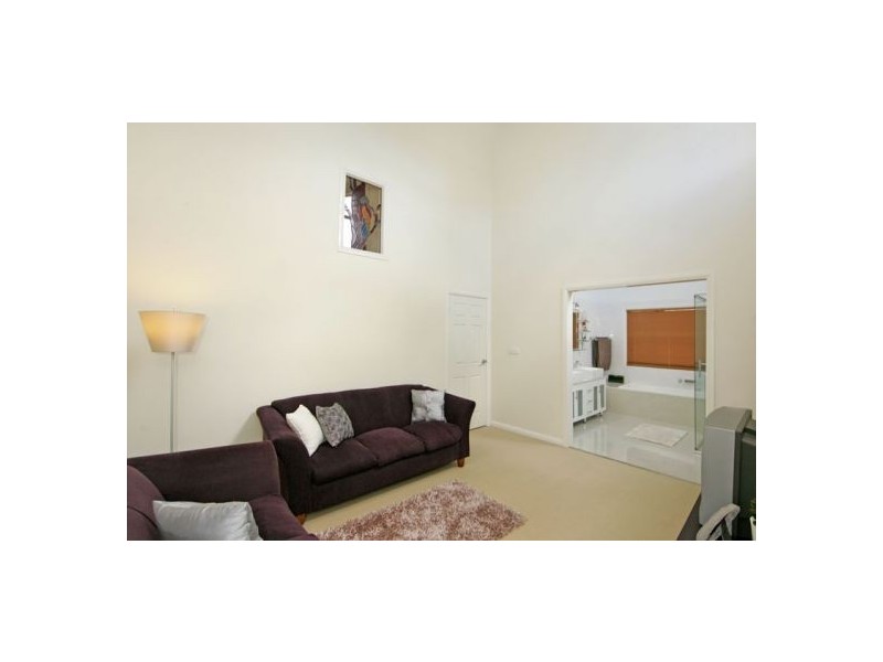 17 Buttonderry Way, Jilliby NSW 2259