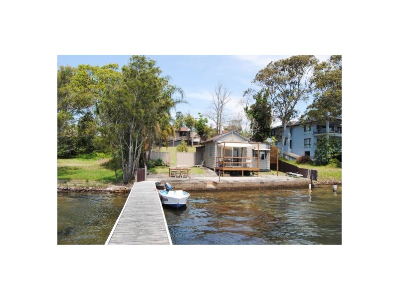 28  Main Road, Toukley NSW 2263