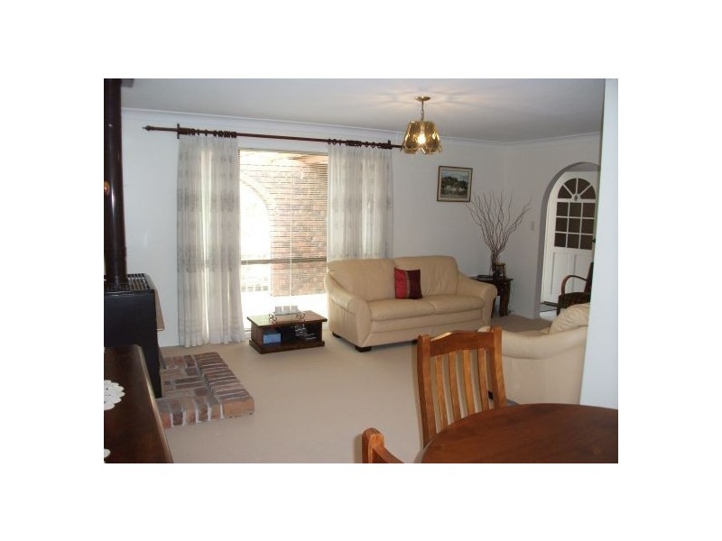 44 Cadonia Road, Tuggerawong NSW 2259