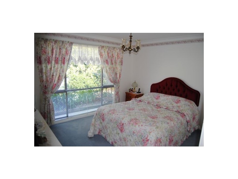 44 Cadonia Road, Tuggerawong NSW 2259