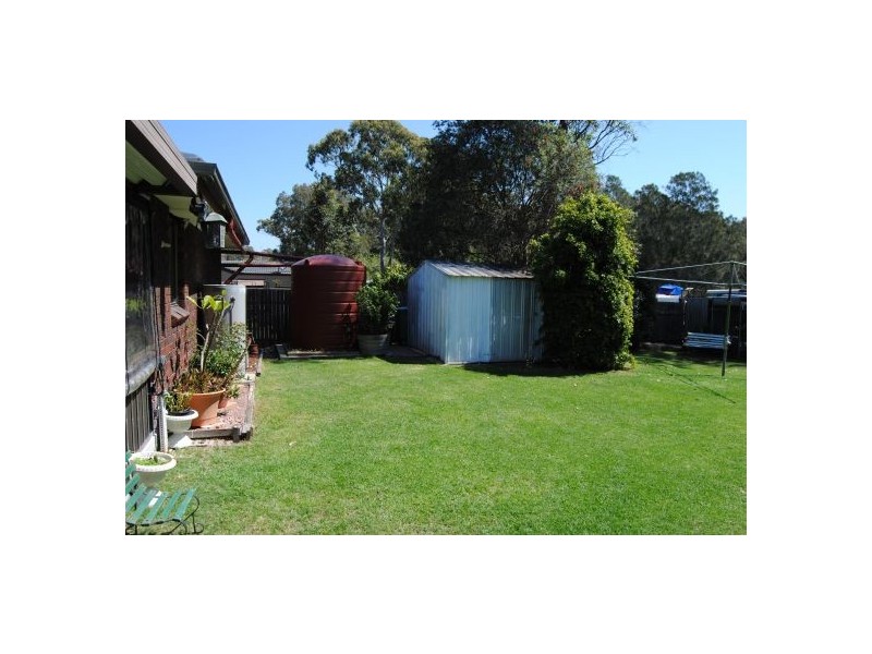 44 Cadonia Road, Tuggerawong NSW 2259