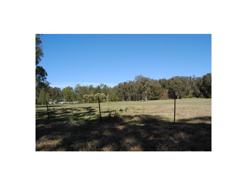 58a Cadonia Road, Tuggerawong NSW 2259