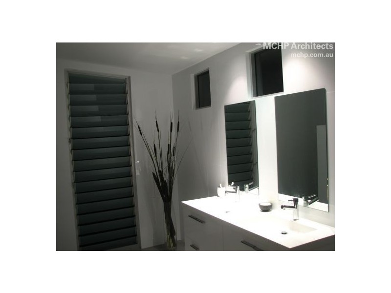 24 Soldiers Point Drive, Norah Head NSW 2263