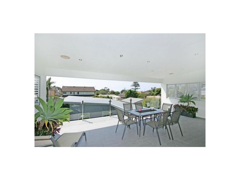 24 Soldiers Point Drive, Norah Head NSW 2263