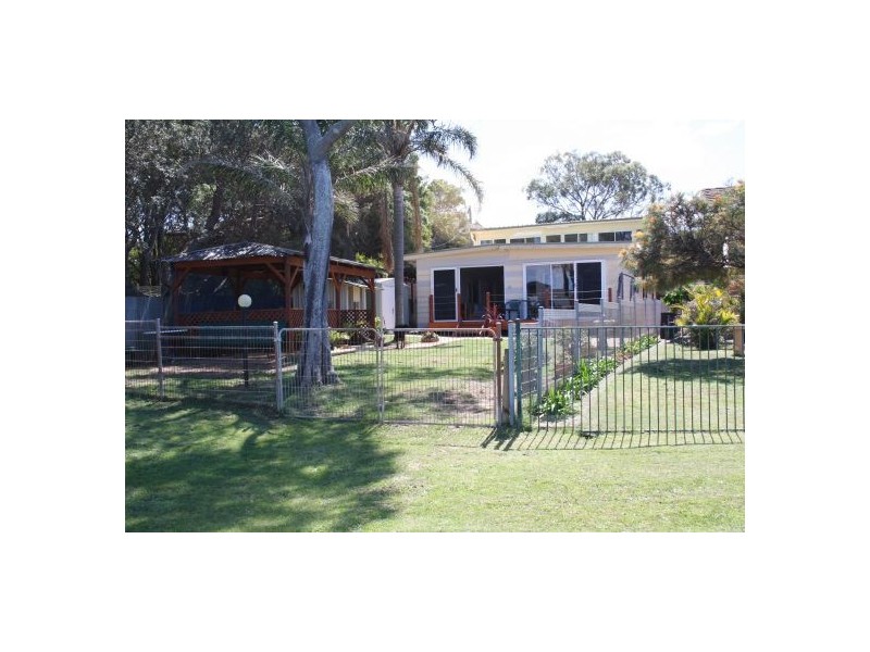 10 Lett Street, Gorokan NSW 2263