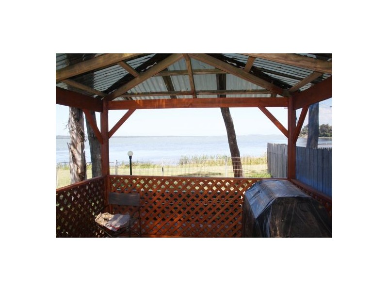 10 Lett Street, Gorokan NSW 2263