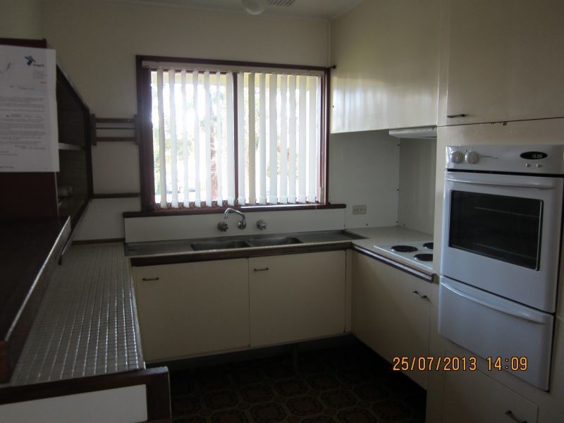 60 Panorama Ave, Charmhaven NSW 2263