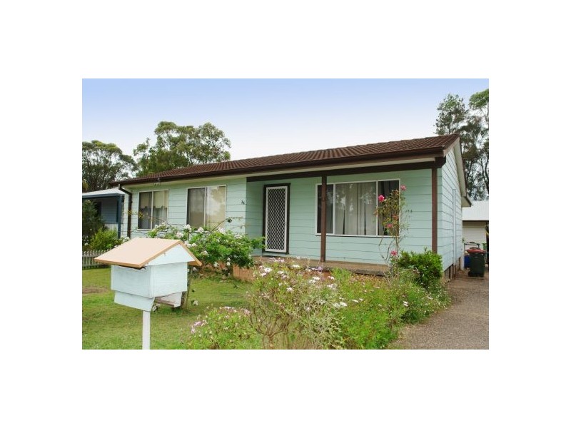 24 Platypus Road, Berkeley Vale NSW 2261