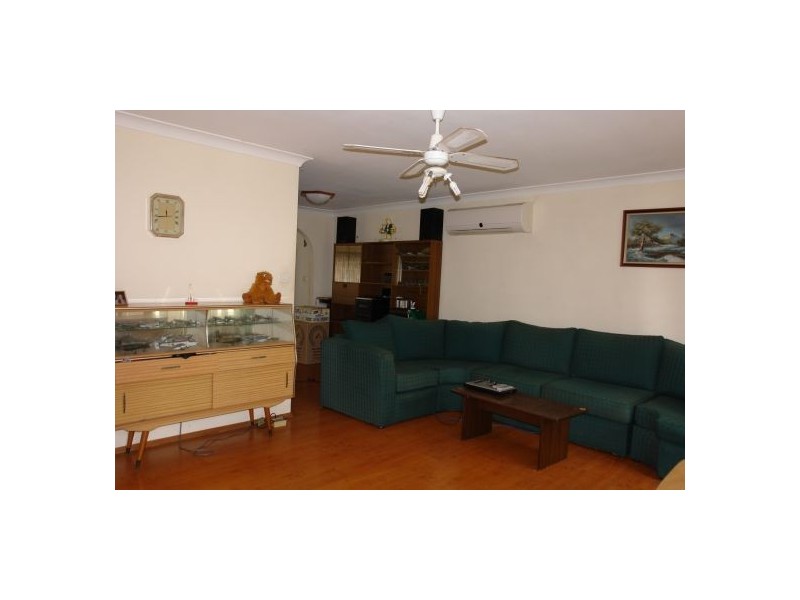 24 Platypus Road, Berkeley Vale NSW 2261