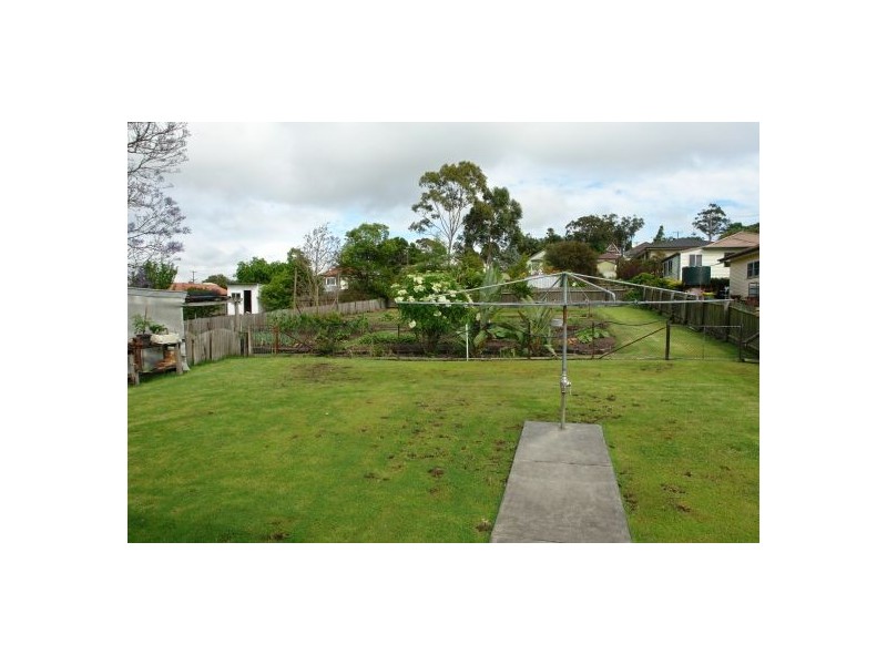 42  Margaret St, Wyong NSW 2259