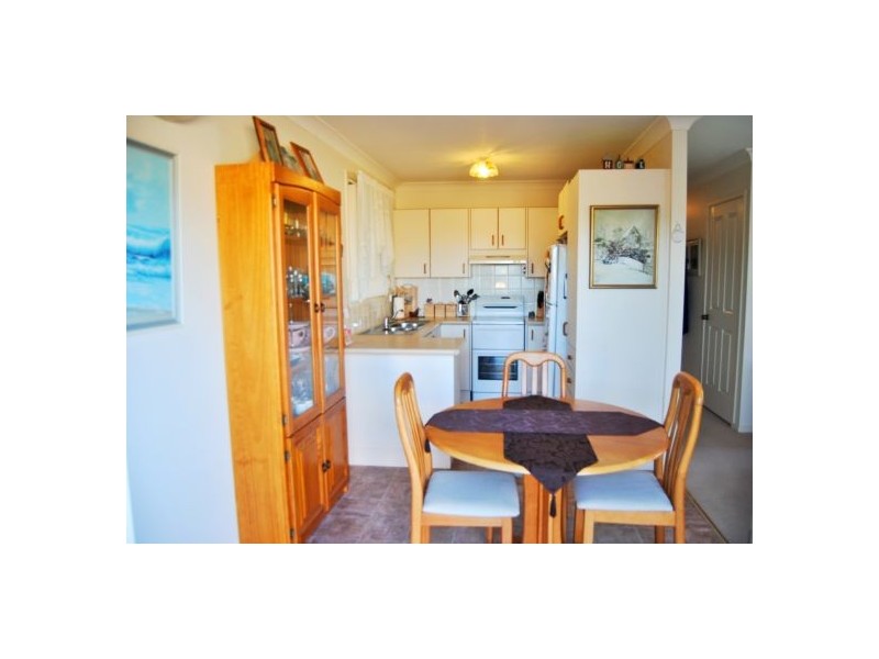 11/2-10 Ruby Street, Gorokan NSW 2263