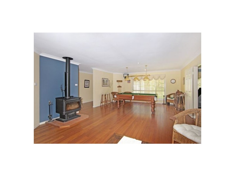 2 Marion Place, Jilliby NSW 2259