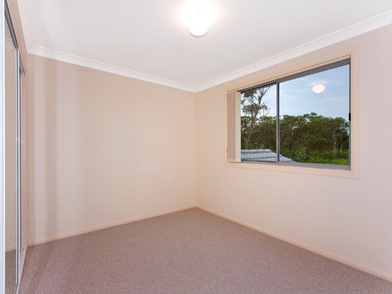 2/27 Aurora Place, Bateau Bay NSW 2261