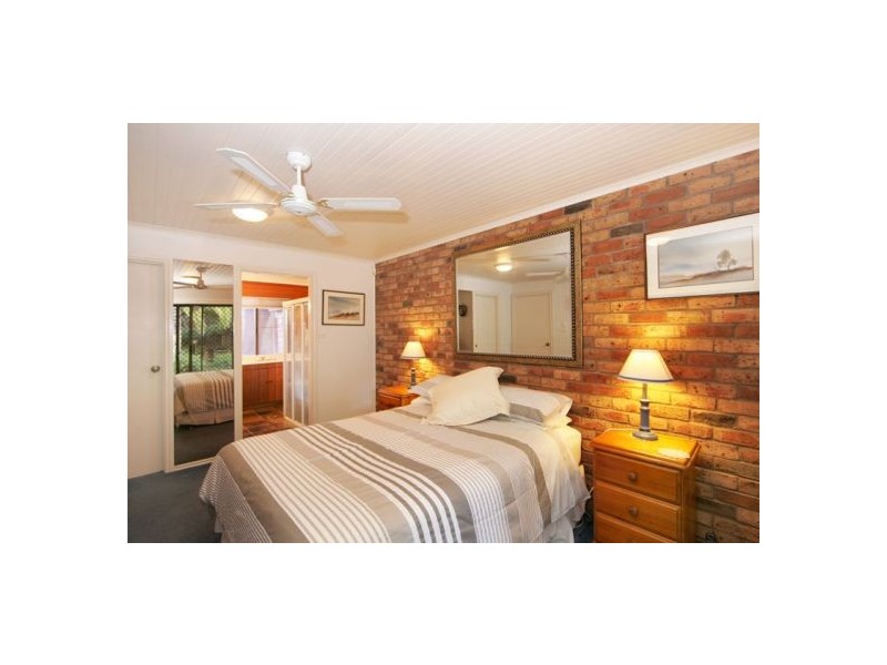 9 Yarramalong Road, Yarramalong NSW 2259