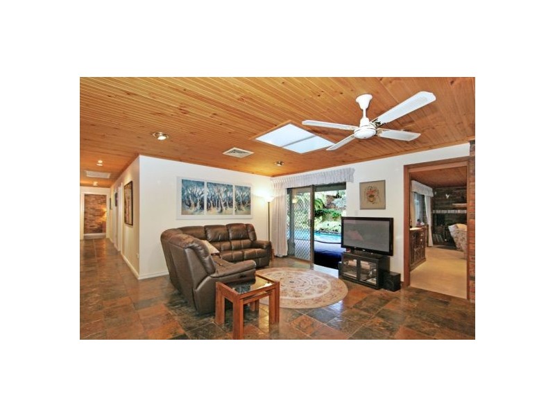 9 Yarramalong Road, Wyong Creek NSW 2259