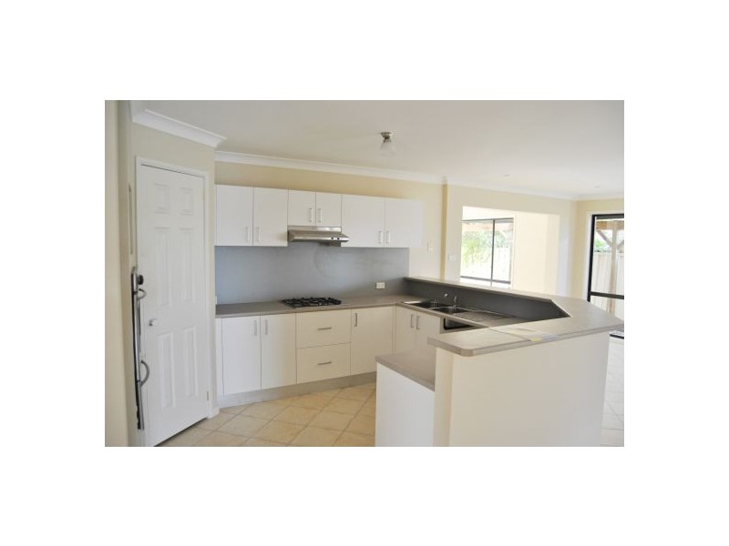 8 Rivergum Grove, Hamlyn Terrace NSW 2259