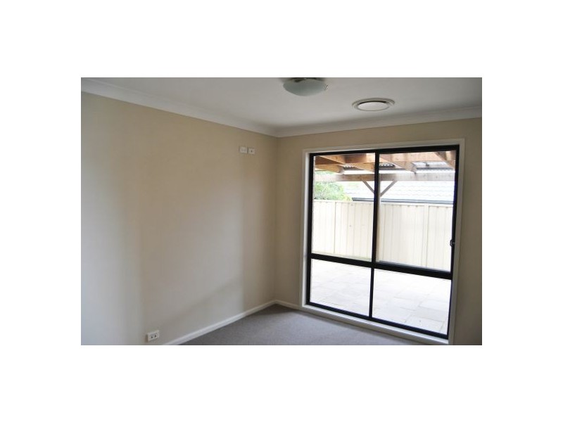 8 Rivergum Grove, Hamlyn Terrace NSW 2259