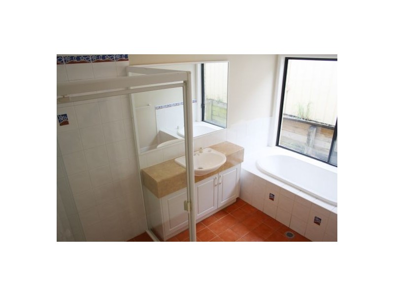 8 Rivergum Grove, Hamlyn Terrace NSW 2259