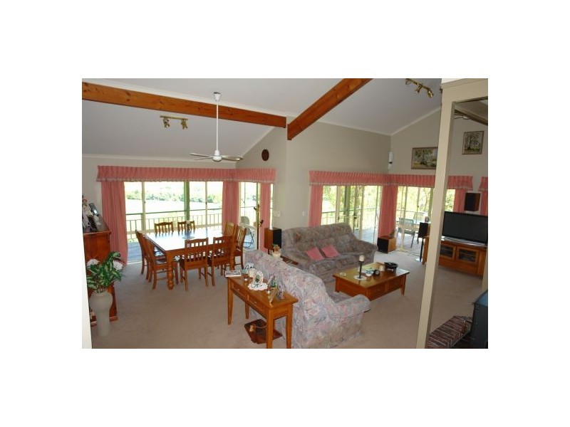 1803 Yarramalong Road, Yarramalong NSW 2259