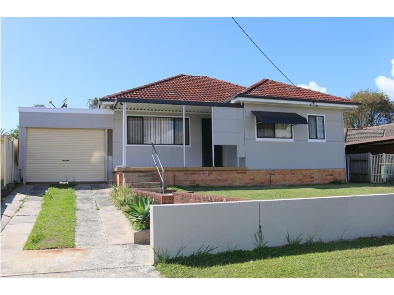 23 Phyllis Ave, Kanwal NSW 2259