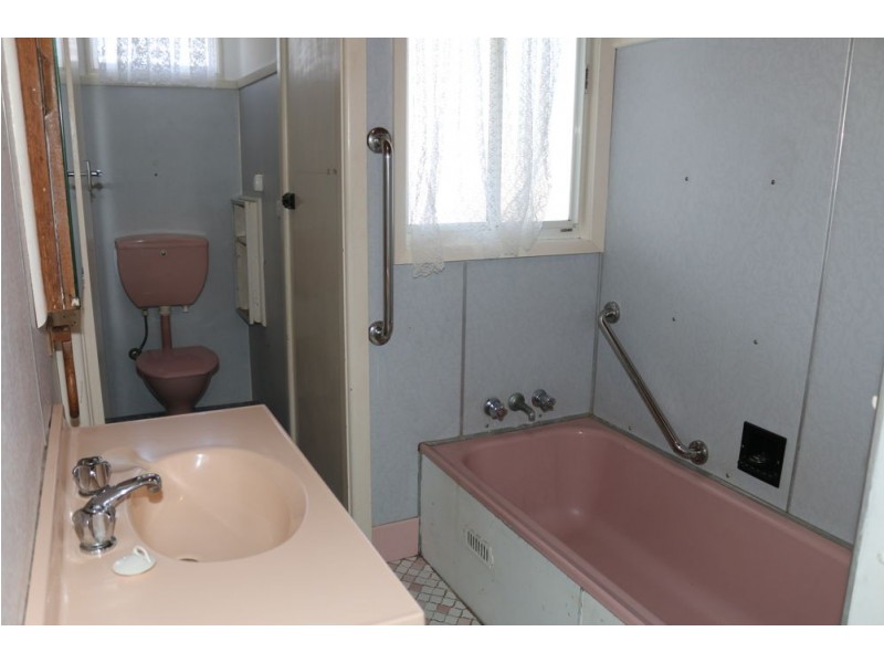 23 Phyllis Ave, Kanwal NSW 2259