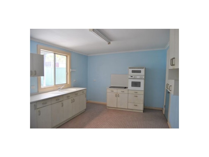 83 Railway Road, Warnervale NSW 2259