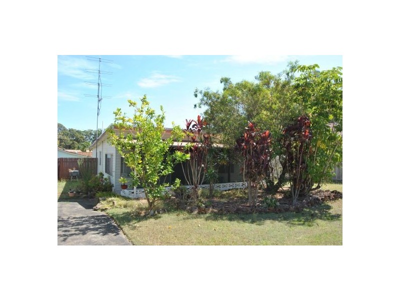 144 Wallarah Road, Gorokan NSW 2263