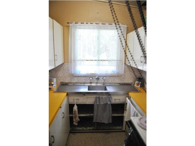 144 Wallarah Road, Gorokan NSW 2263